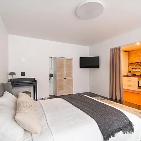 Stylish & Cozy Uzupis By Urban Rent Butas